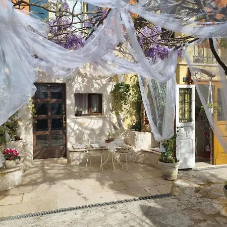 Stella Del Mar Bed and Breakfast *